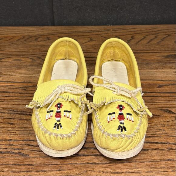 Vintage Minnetonka 1780 Yellow Leather Native Beading Moccasins Women’s 7 USA - Picture 1 of 8